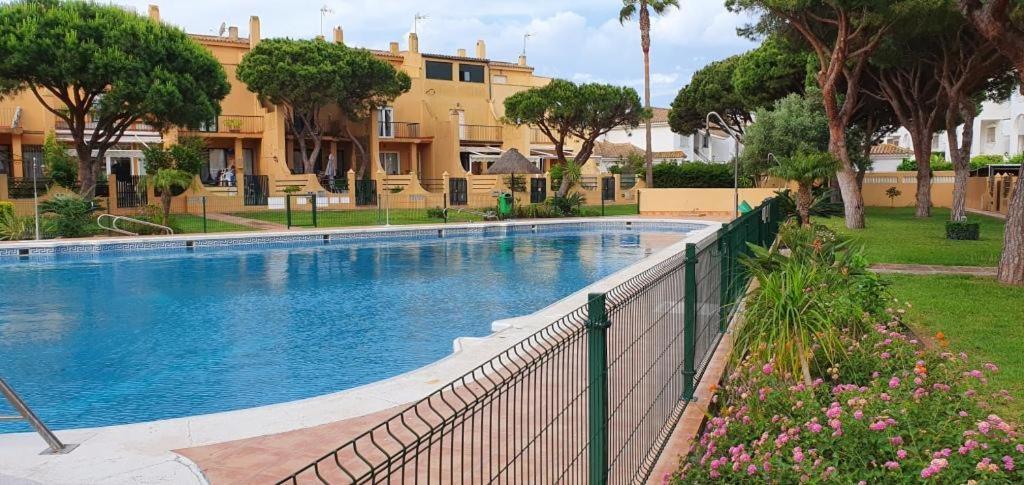 Amplio Apart Con Wi-Fi Y Aire Acondicionado Para Descansar Y Relajarse Chiclana de la Frontera Kültér fotó